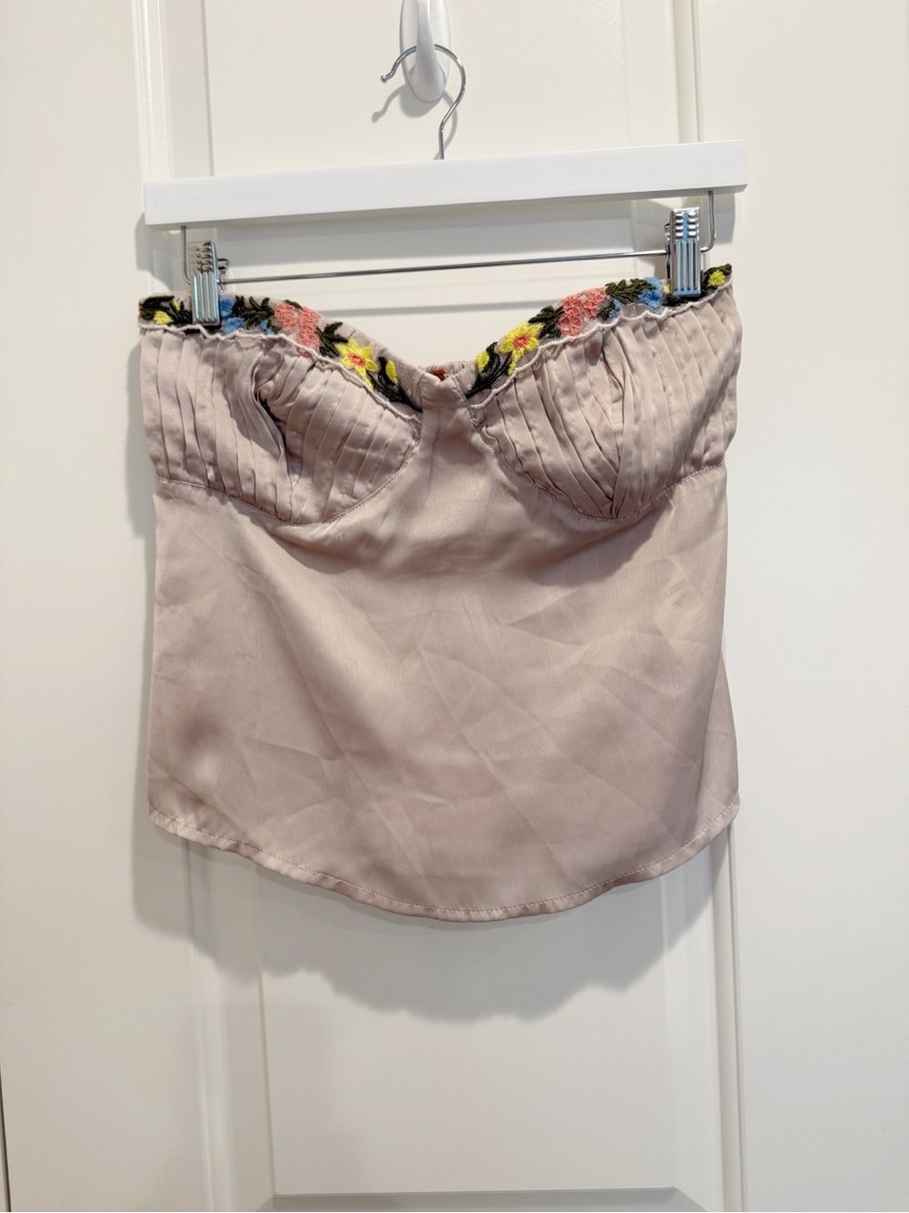 FREE PEOPLE Ember Glow Tube Top Ivory Embroidered Flower trim Pintuck Going Out - Picture 5 of 9